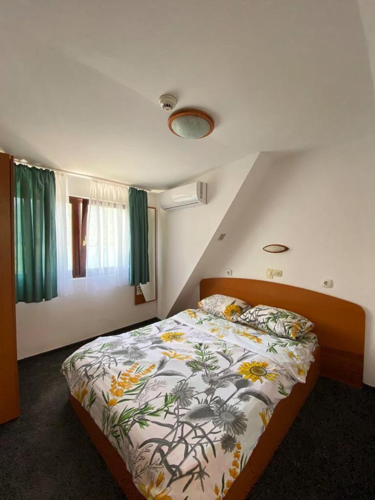 Hotel Pescarus Port บีคาซ ภายนอก รูปภาพ