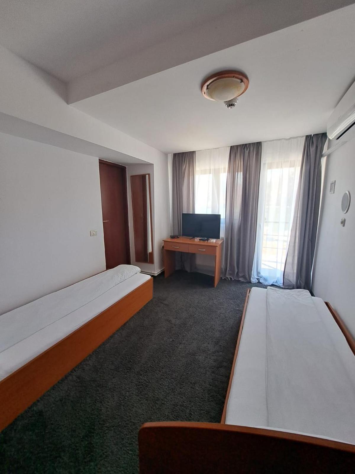 Hotel Pescarus Port บีคาซ ภายนอก รูปภาพ