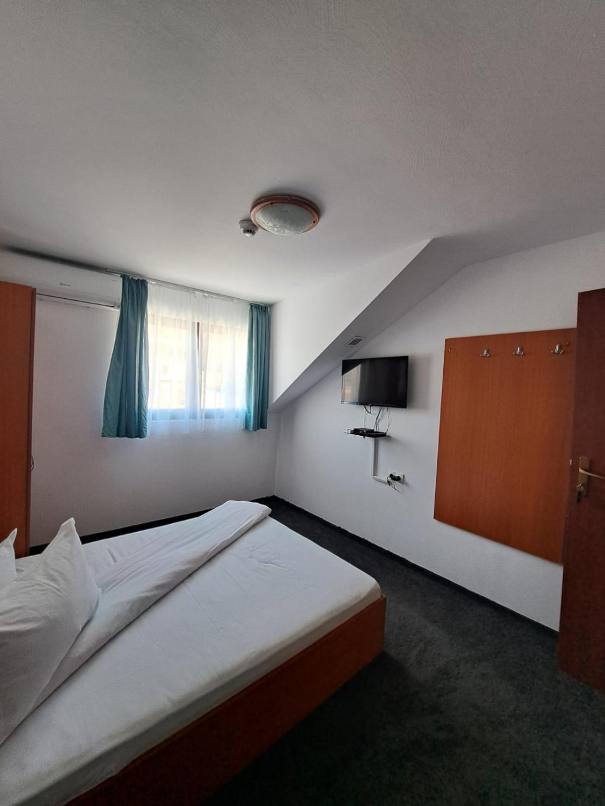Hotel Pescarus Port บีคาซ ภายนอก รูปภาพ