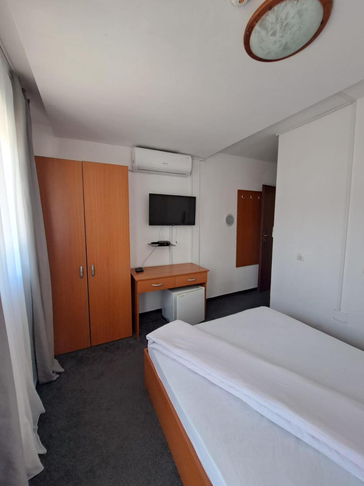 Hotel Pescarus Port บีคาซ ภายนอก รูปภาพ