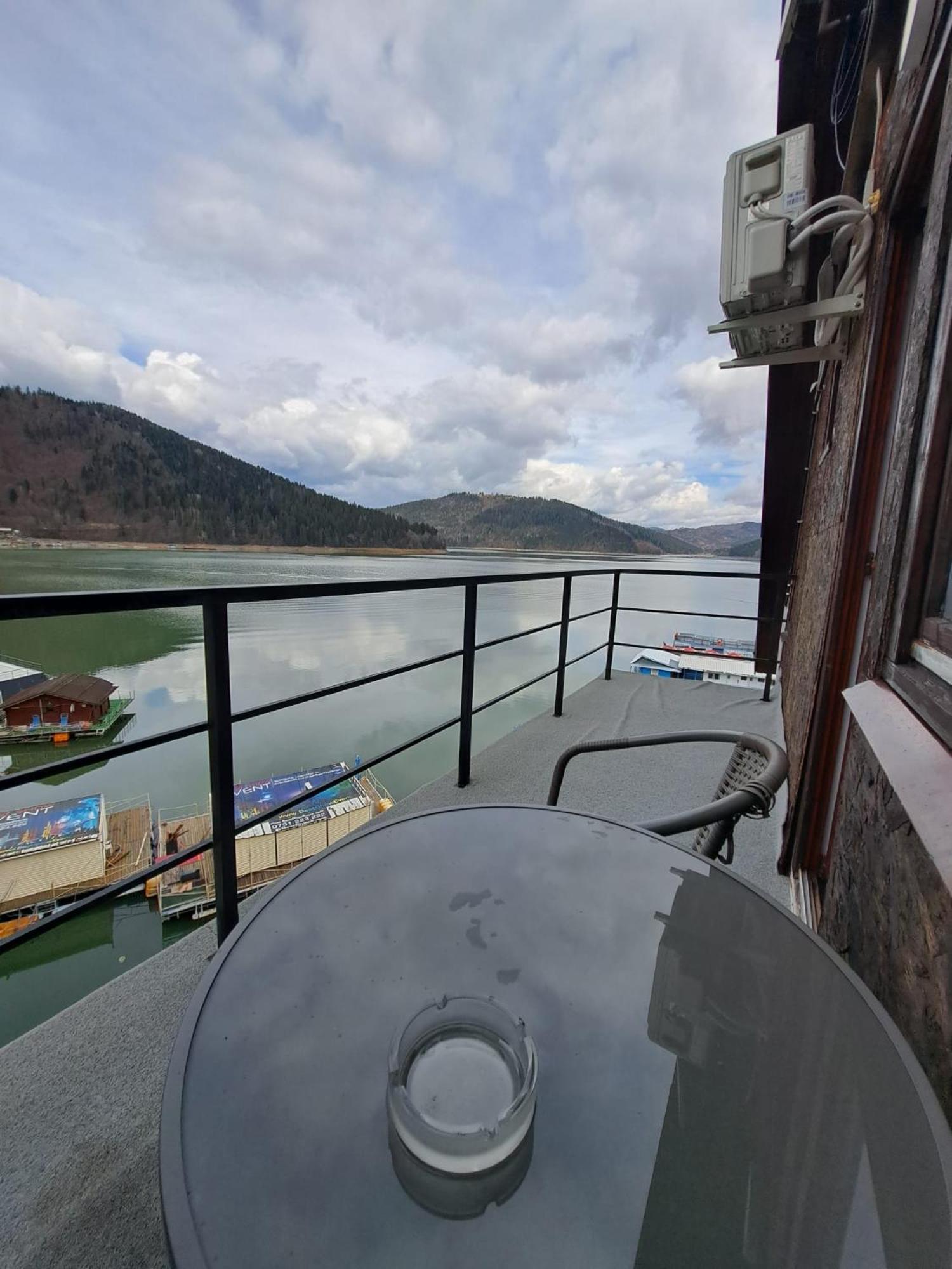 Hotel Pescarus Port บีคาซ ภายนอก รูปภาพ